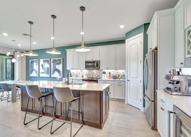 Property at 4646 Eventing St, Lake Worth, FL 33467, 5 beds, 3 baths