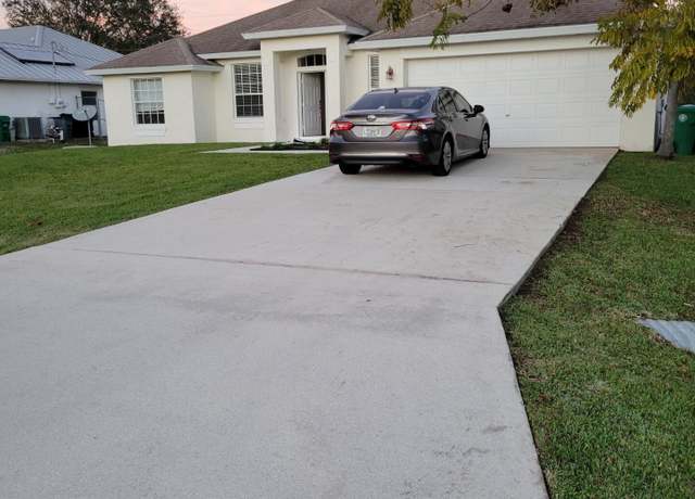 Property at 1701 SW Victor Ln SW, Port Saint Lucie, FL 34984, 3 beds, 2 baths