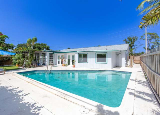 Property at 12069 Easterly Ave, Palm Beach Gardens, FL 33410, 3 beds, 2 baths