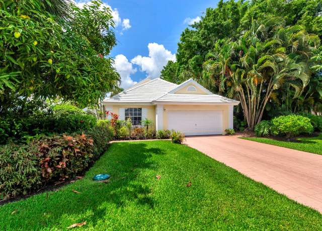 Property at 9358 Heathridge Dr, West Palm Beach, FL 33411, 3 beds, 2 baths
