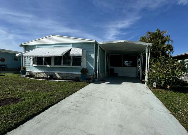 Property at 44 Verde Vis, Fort Pierce, FL 34951, 2 beds, 2 baths