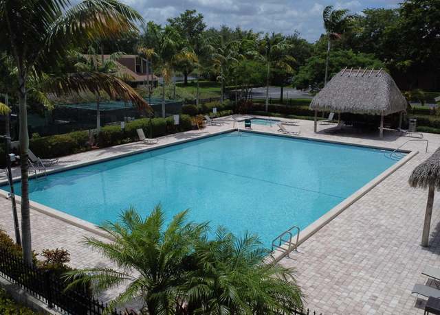 Property at 22292 Misty Woods Way, Boca Raton, FL 33428, 3 beds, 2 baths