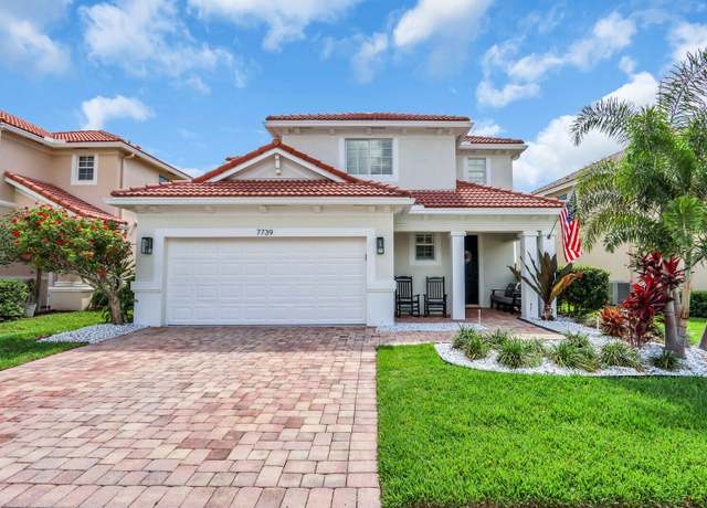 Property at 7739 SE Heritage Blvd, Hobe Sound, FL 33455, 4 beds, 3.5 baths