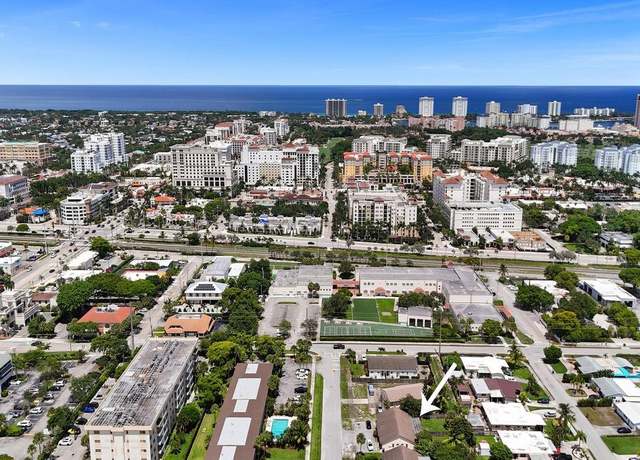 Property at 230 SW 1st St, Boca Raton, FL 33432, 4 beds, 4 baths
