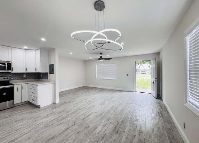 Property at 169 Normandy D Unit D, Delray Beach, FL 33484, 1 bed, 1.5 baths