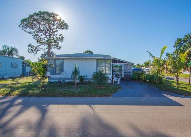 Property at 5000 SE Federal Hwy #47, Stuart, FL 34997, 3 beds, 1.5 baths