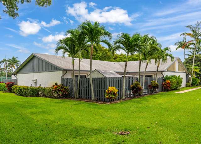 Property at 1176 Shibumy Cir Unit C, West Palm Beach, FL 33415, 3 beds, 2 baths
