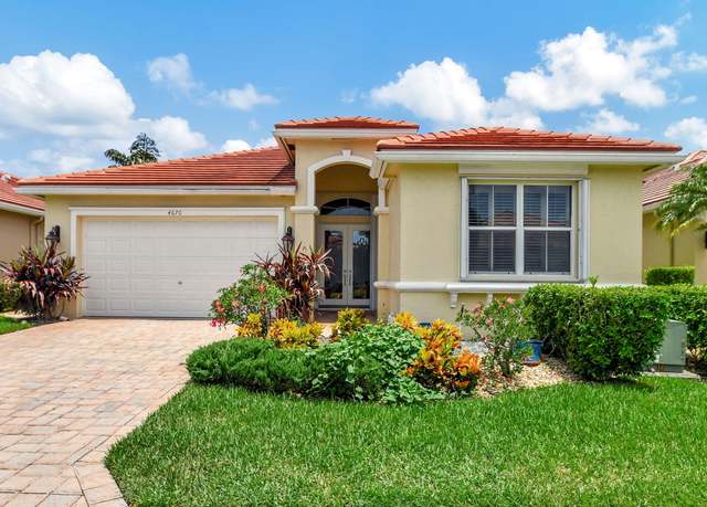 Property at 4670 Hazleton Ln, Lake Worth, FL 33449, 3 beds, 2.5 baths