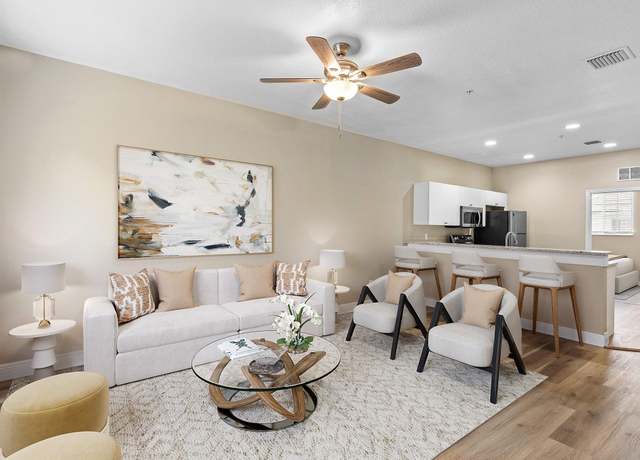 Property at 1982 Freeport Ln, Riviera Beach, FL 33404, 3 beds, 2 baths