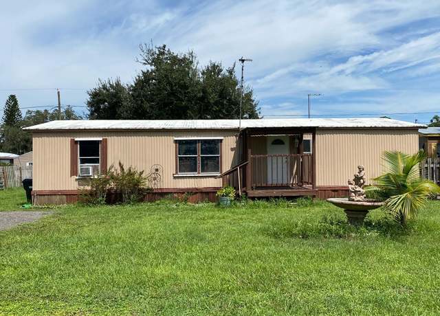 Property at 4493 SE 22nd Ct, Okeechobee, FL 34974, 3 beds, 2 baths