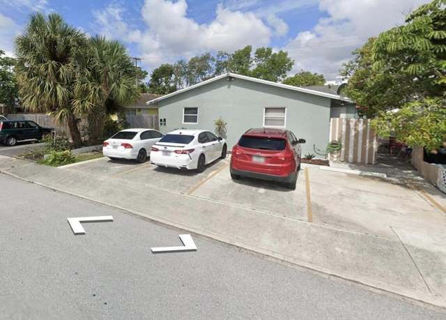 Property at 1609 N J St, Lake Worth Beach, FL 33460, 3 baths