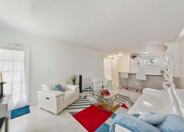 Property at 2581 N Garden Dr #206, Lake Worth, FL 33461, 1 bed, 1 bath