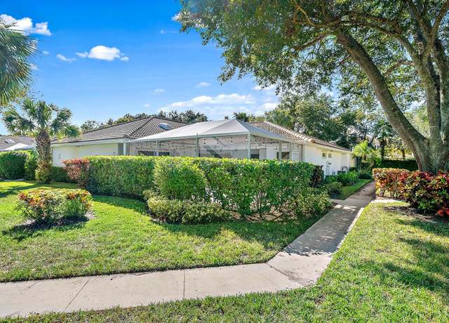 Property at 8602 Chapman Oak Ct, Palm Beach Gardens, FL 33410, 2 beds, 2 baths