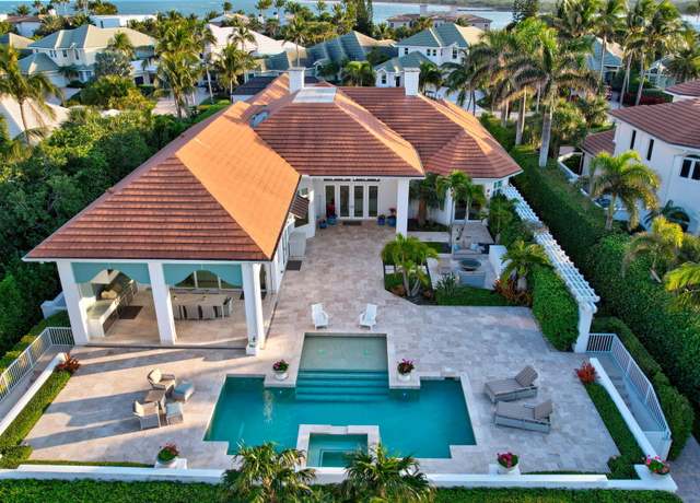 Property at 2865 SE Dune Dr, Stuart, FL 34996, 5 beds, 5.5 baths