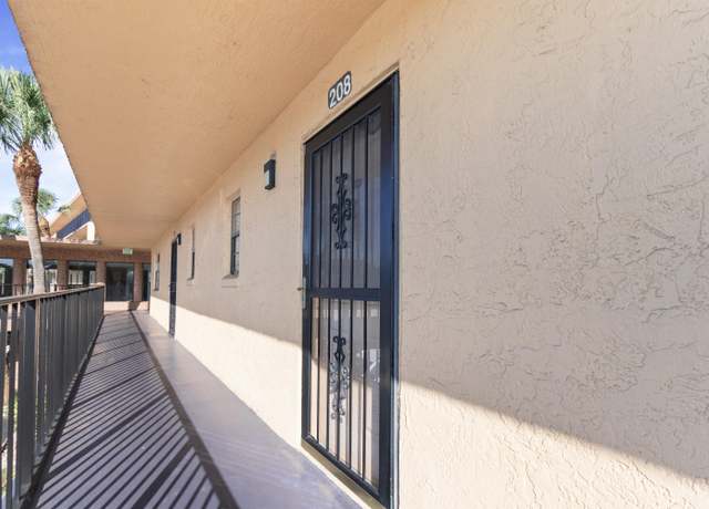 Property at 9370 SW 8th St #208, Boca Raton, FL 33428, 2 beds, 2 baths