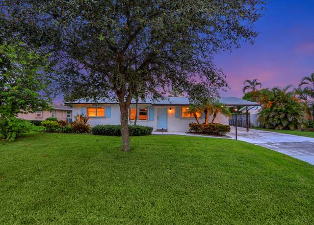 Property at 2346 N Wallen Dr, Palm Beach Gardens, FL 33410, 3 beds, 2 baths