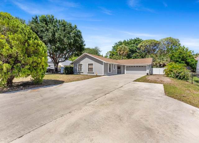 Property at 662 Dixie Ln, West Palm Beach, FL 33415, 3 beds, 2 baths