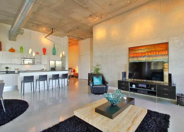 Property at 445 N Andrews Ave #301, Fort Lauderdale, FL 33301, 2 beds, 2 baths