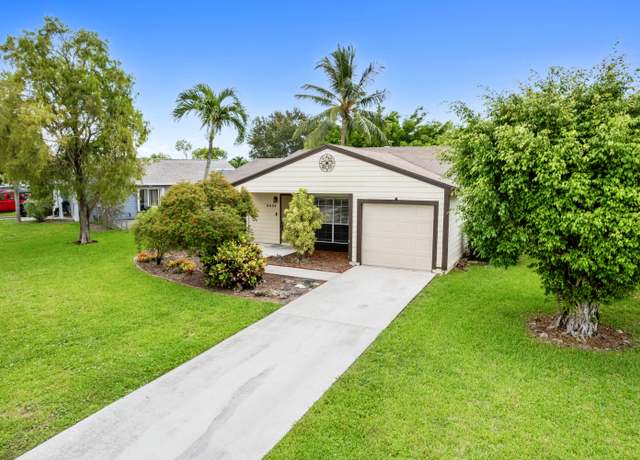 Property at 5423 Courtney Cir, Boynton Beach, FL 33472, 2 beds, 2 baths