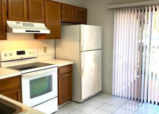 Property at 190 Mastic Tree Ct, Royal Palm Beach, FL 33411, 2 beds, 2 baths