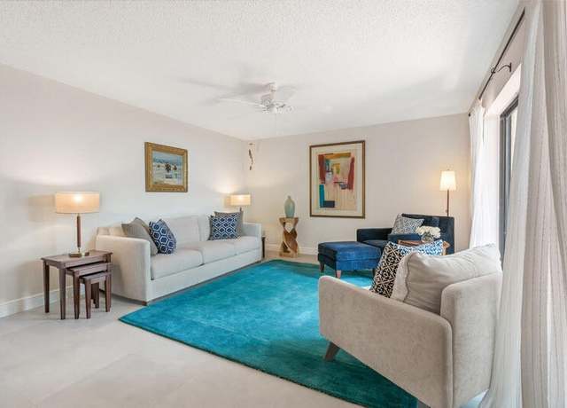 Property at 825 Center 32b St, Jupiter, FL 33458, 2 beds, 2.5 baths