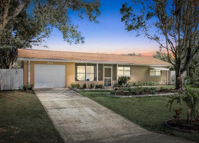 Property at 251 Grape Rd NW, Lake Placid, FL 33852, 3 beds, 2 baths
