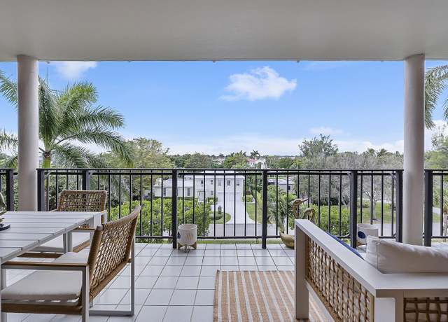 Property at 1401 S Ocean Blvd #406, Boca Raton, FL 33432, 2 beds, 2.5 baths