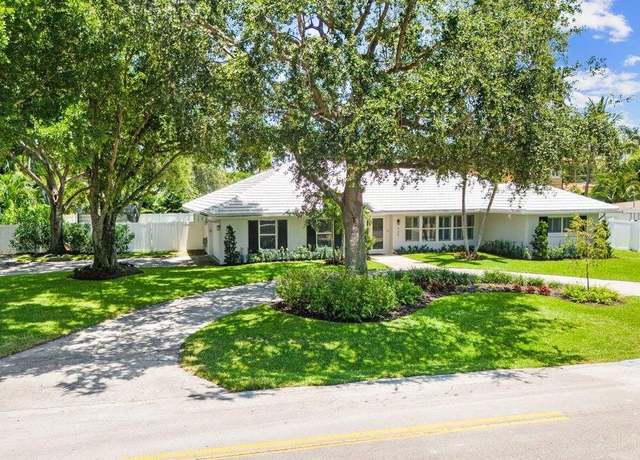 Property at 425 NW 18th St, Delray Beach, FL 33444, 4 beds, 3 baths