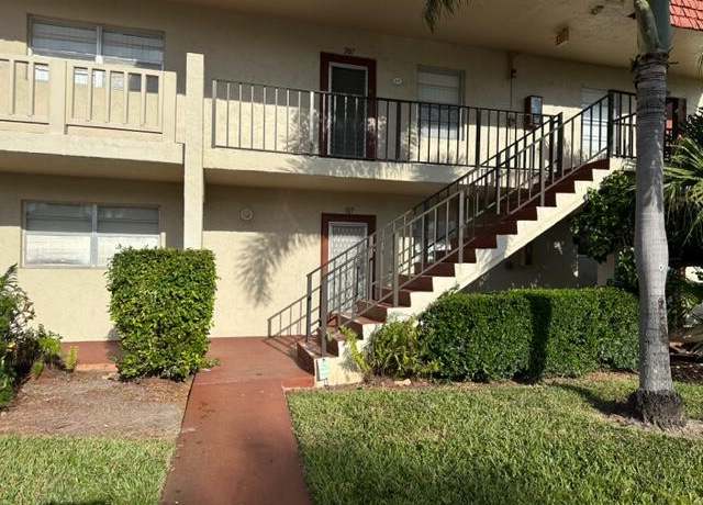 Property at 2 Abbey Ln #107, Delray Beach, FL 33446, 2 beds, 2 baths