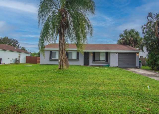 Property at 522 SE Tanner Ave, Port Saint Lucie, FL 34984, 3 beds, 2 baths