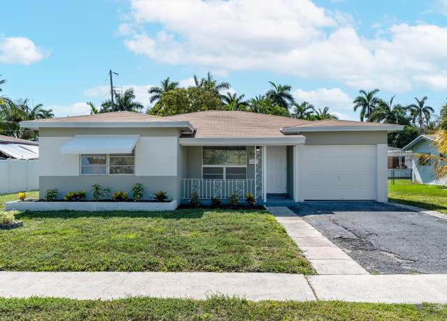 Property at 606 N 31st Ct, Hollywood, FL 33021, 3 beds, 2 baths