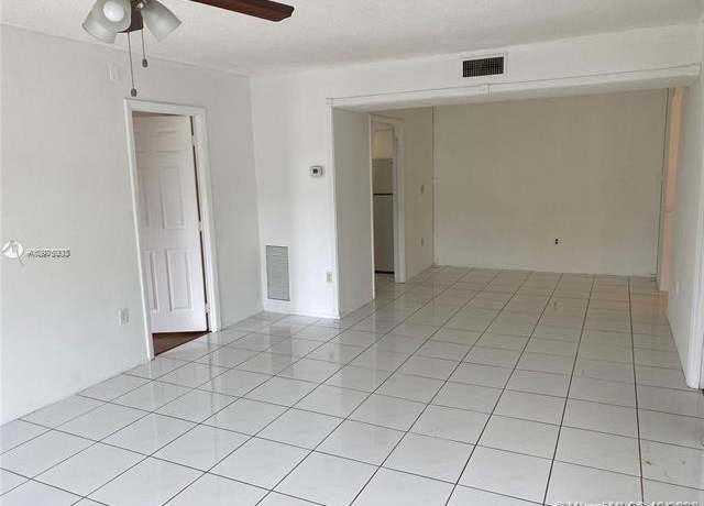 Property at 4166 Inverrary Dr #303, Lauderhill, FL 33319, 2 beds, 2 baths