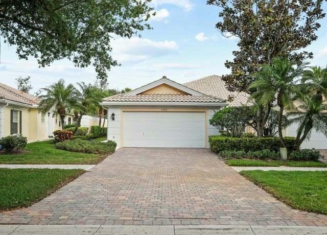 Property at 1364 Saint Lawrence Dr, Palm Beach Gardens, FL 33410, 2 beds, 2 baths
