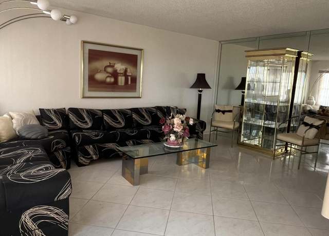 Property at 4063 Wolverton D, Boca Raton, FL 33434, 2 beds, 2 baths