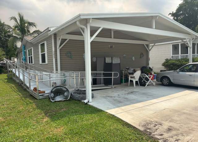 Property at 13062 SW 9th Ct, Davie, FL 33325, 3 beds, 2 baths