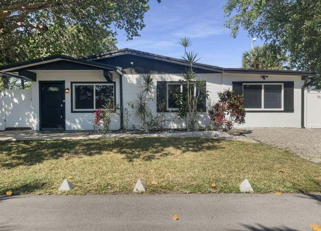 Property at 3233 SW 14th Ave, Fort Lauderdale, FL 33315, 3 beds, 2 baths