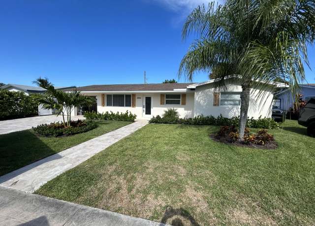 Property at 18965 SE Southgate Dr, Tequesta, FL 33469, 4 beds, 3 baths