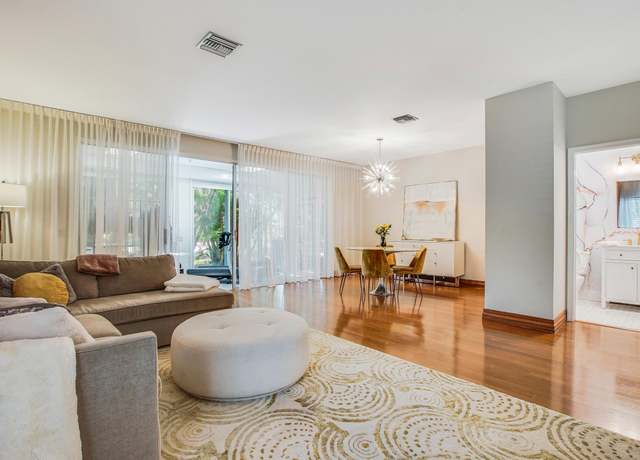 Property at 6846 Via Regina, Boca Raton, FL 33433, 3 beds, 2.5 baths