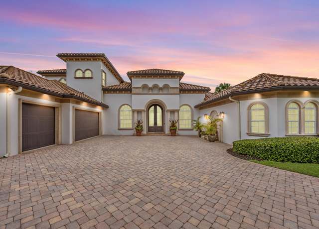 Property at 671 Indian River Dr, Melbourne, FL 32935, 5 beds, 5 baths