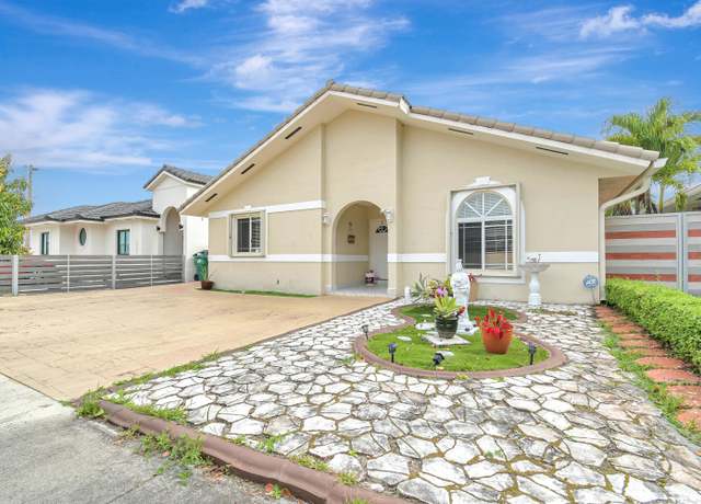Property at 15311 NW 89 Pl, Hialeah, FL 33018, 4 beds, 2 baths