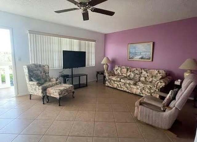 Property at 3093 Newport S #3093, Deerfield Beach, FL 33442, 1 bed, 1.5 baths