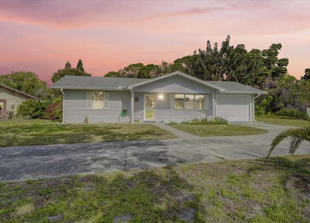 Property at 138 S Wimbrow Dr, Sebastian, FL 32958, 2 beds, 1.5 baths