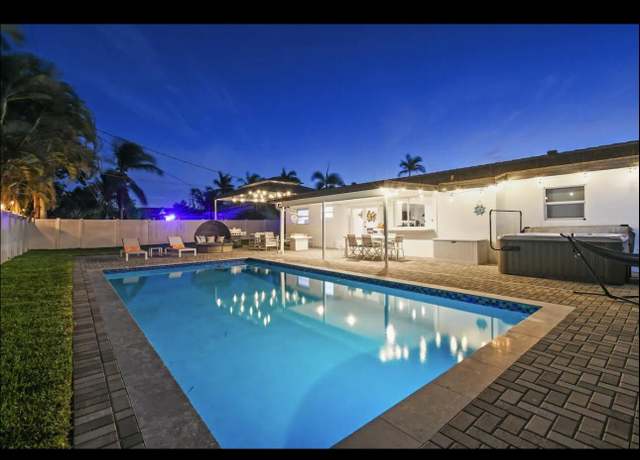 Property at 5040 NE 22 Ave, Lighthouse Point, FL 33064, 3 beds, 2 baths