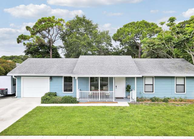 Property at 902 Oak Cir, Jupiter, FL 33458, 3 beds, 2 baths