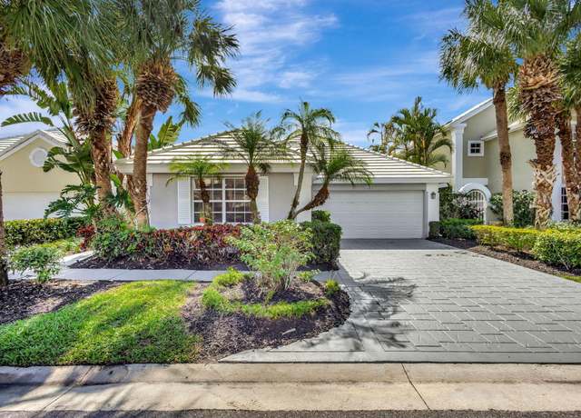 Property at 9158 Heathridge Dr, West Palm Beach, FL 33411, 3 beds, 2.5 baths
