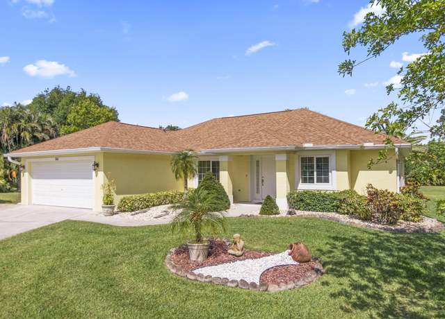 Property at 541 SW Saturn Ct, Port Saint Lucie, FL 34953, 3 beds, 2 baths