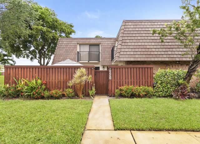 Property at 2660 SW 15 St, Deerfield Beach, FL 33442, 2 beds, 2.5 baths
