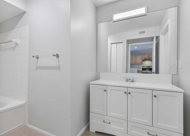 Property at 4887 Via Palm Lks #501, West Palm Beach, FL 33417, 2 beds, 2 baths