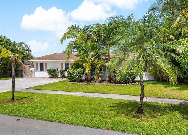 Property at 904 Ironwood Rd, North Palm Beach, FL 33408, 4 beds, 2 baths