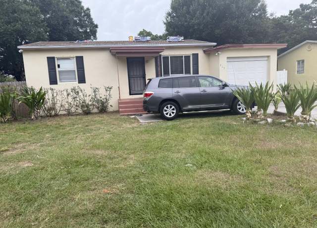 Property at 803 Texas Ct, Fort Pierce, FL 34950, 2 beds, 1 bath